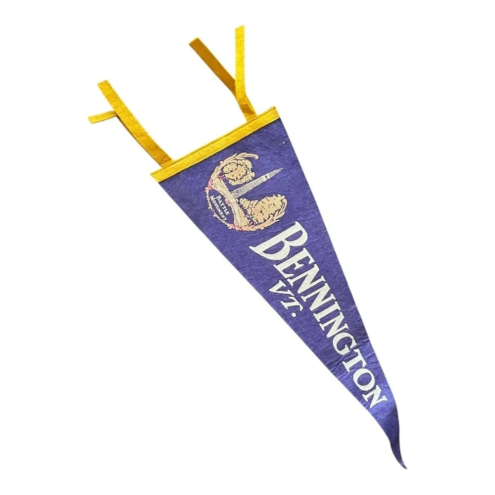 Vintage Bennington VT Vermont Battle Monument Souvenir Felt Pennant Flag